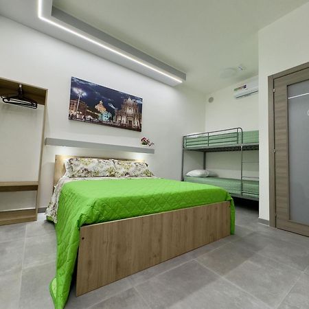 La Pescheria - Mini Apartments คาตาเนีย ภายนอก รูปภาพ