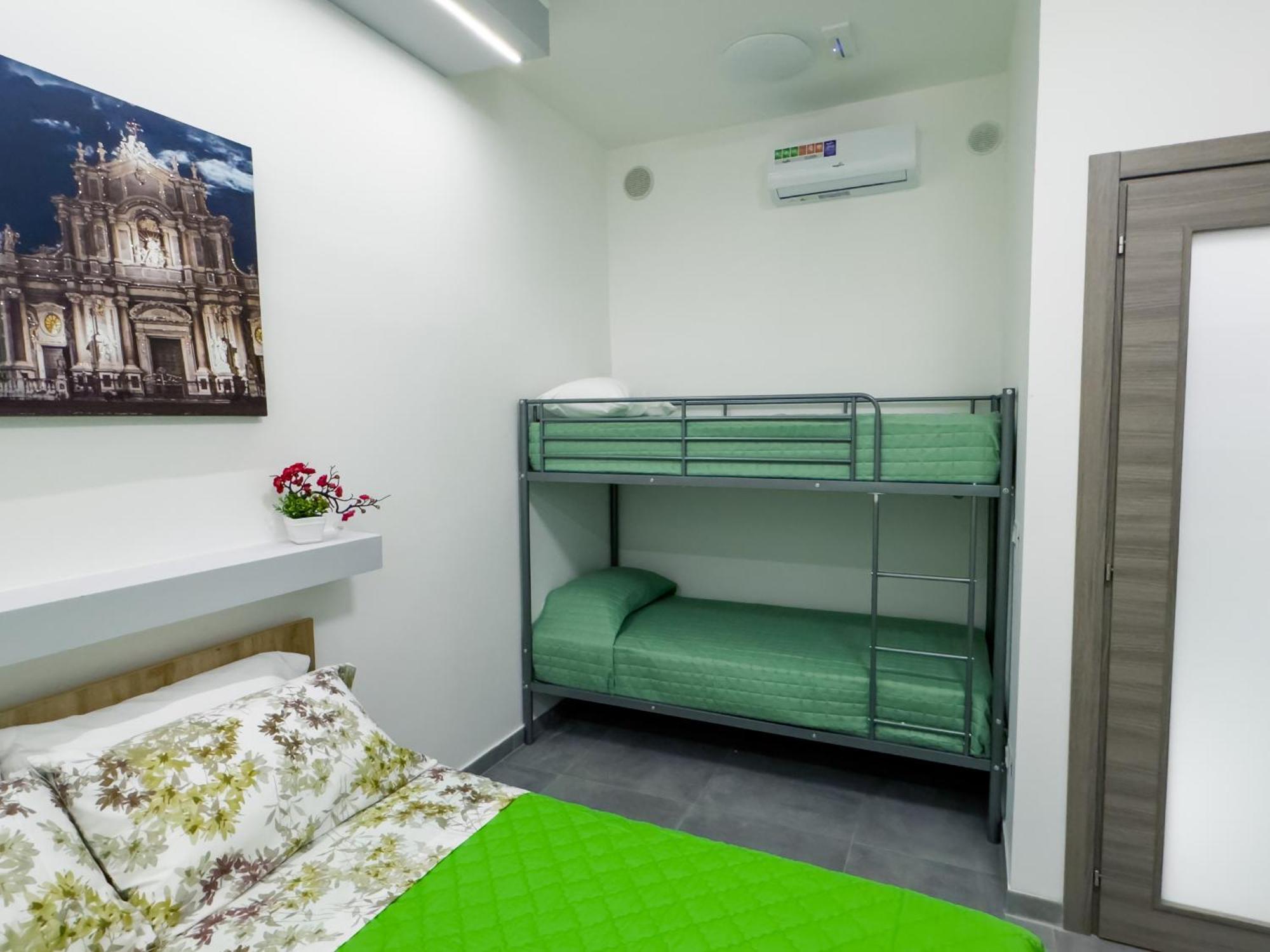 La Pescheria - Mini Apartments คาตาเนีย ห้อง รูปภาพ