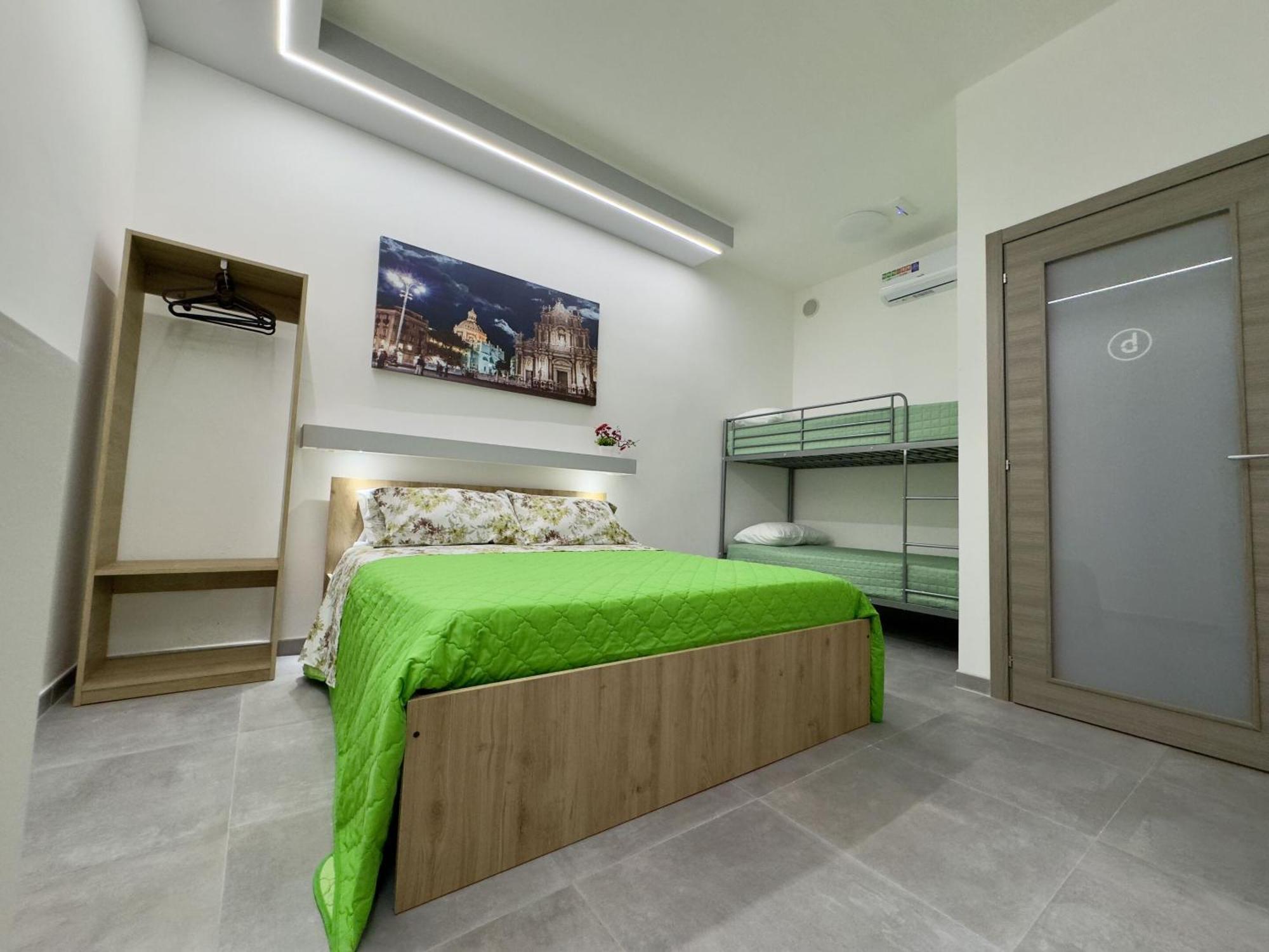 La Pescheria - Mini Apartments คาตาเนีย ภายนอก รูปภาพ